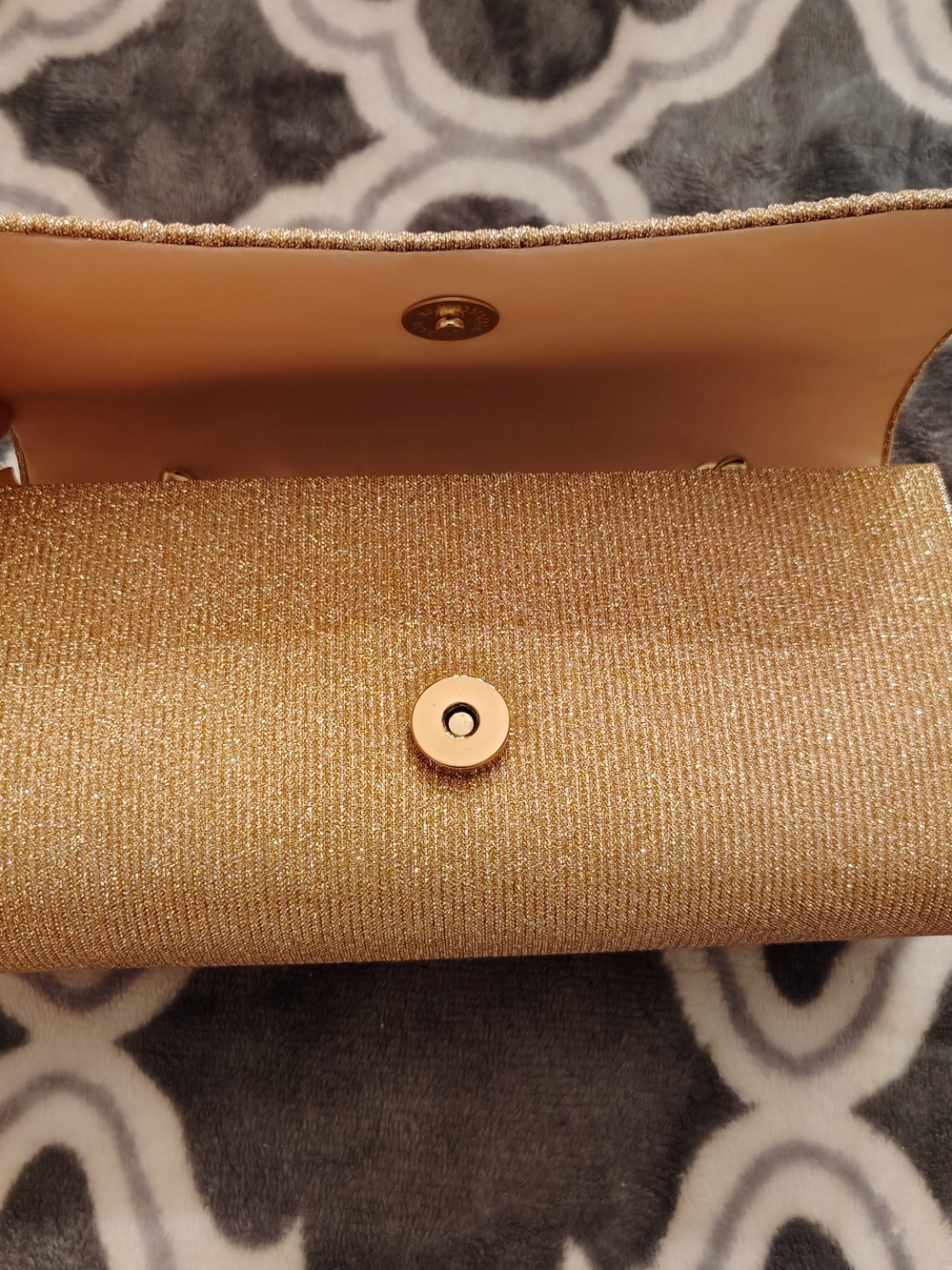 Gold Evening Clutch Bag With Chain Strap - Elegant Sparkle